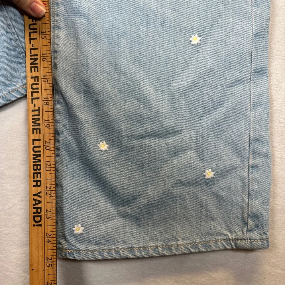 Old Navy Girls Baggy Wide Leg Jeans Light Wash Daisy Embroidered Size 14 NWT